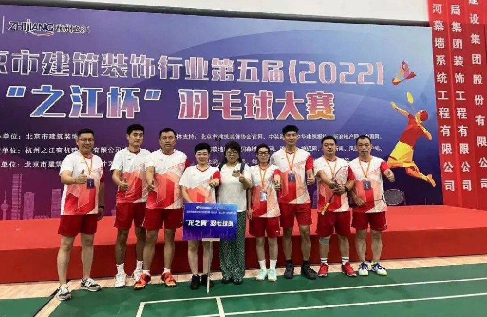 我們?cè)诔砷L(zhǎng)，我們?cè)谶M(jìn)步......