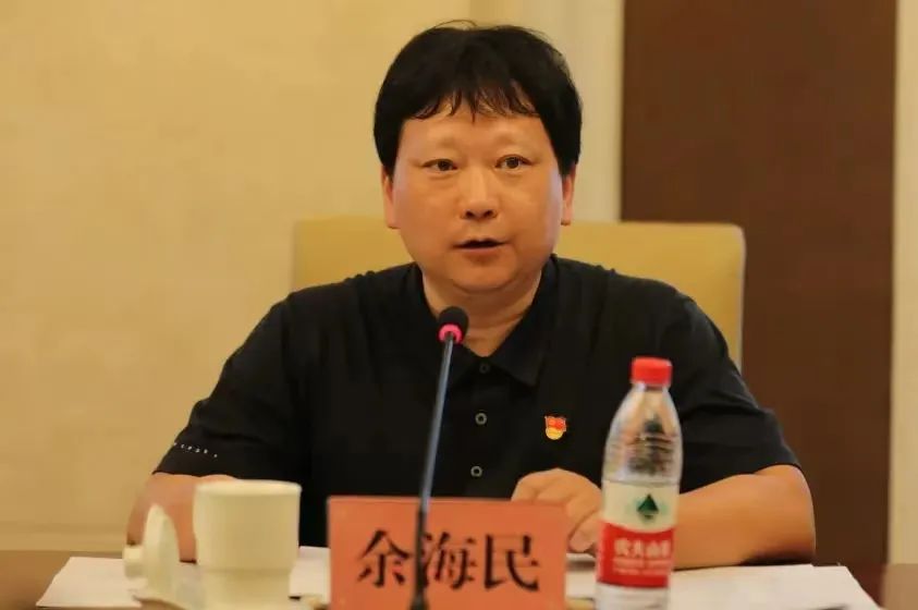 崇外商會聯(lián)合黨委書記、商會會長丁一參加崇外街道黨建協(xié)調(diào)委員會全體會議并代表成員單位進行發(fā)言